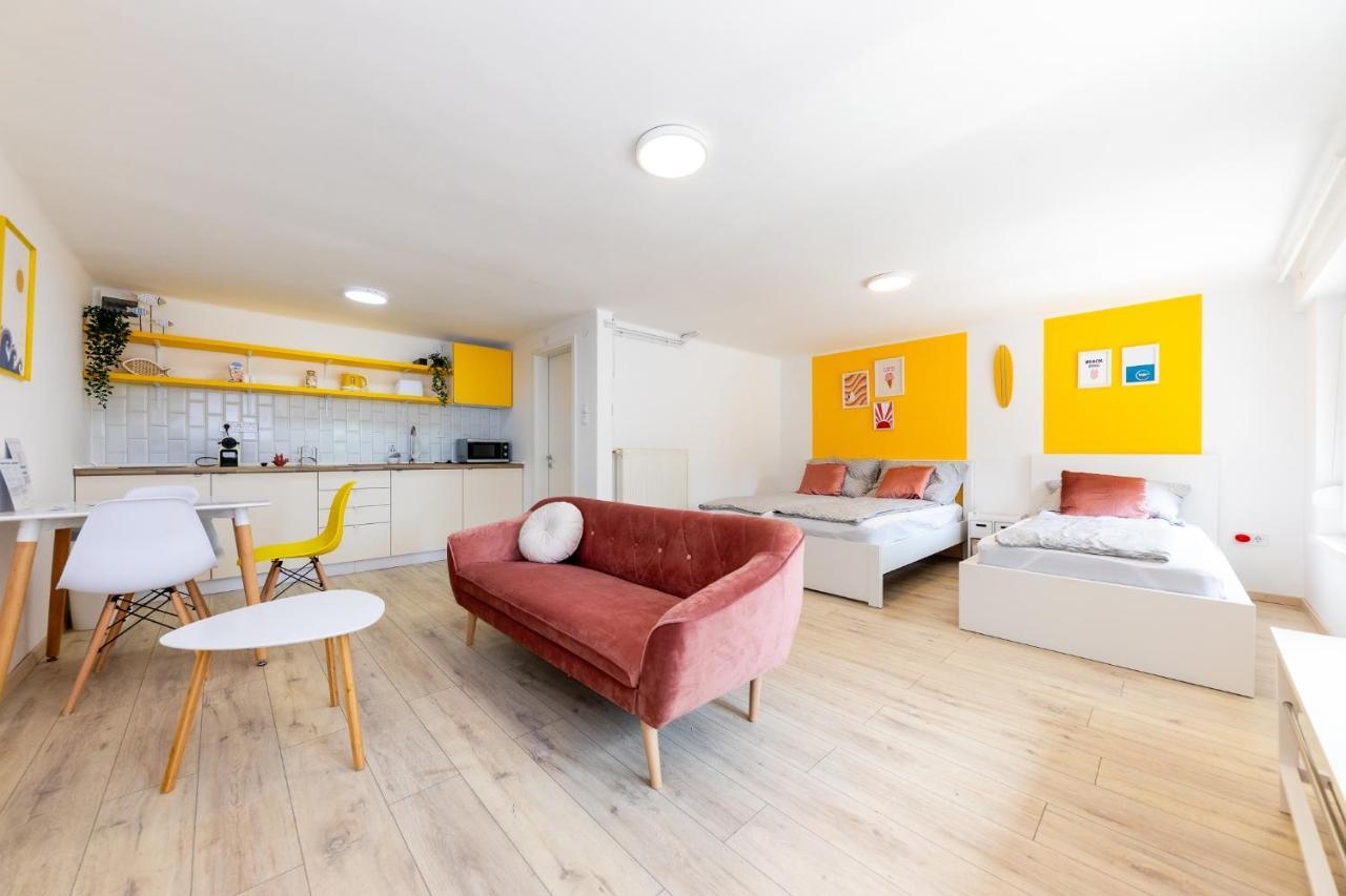 Balaton Wave Apartments Balatonalmádi Esterno foto