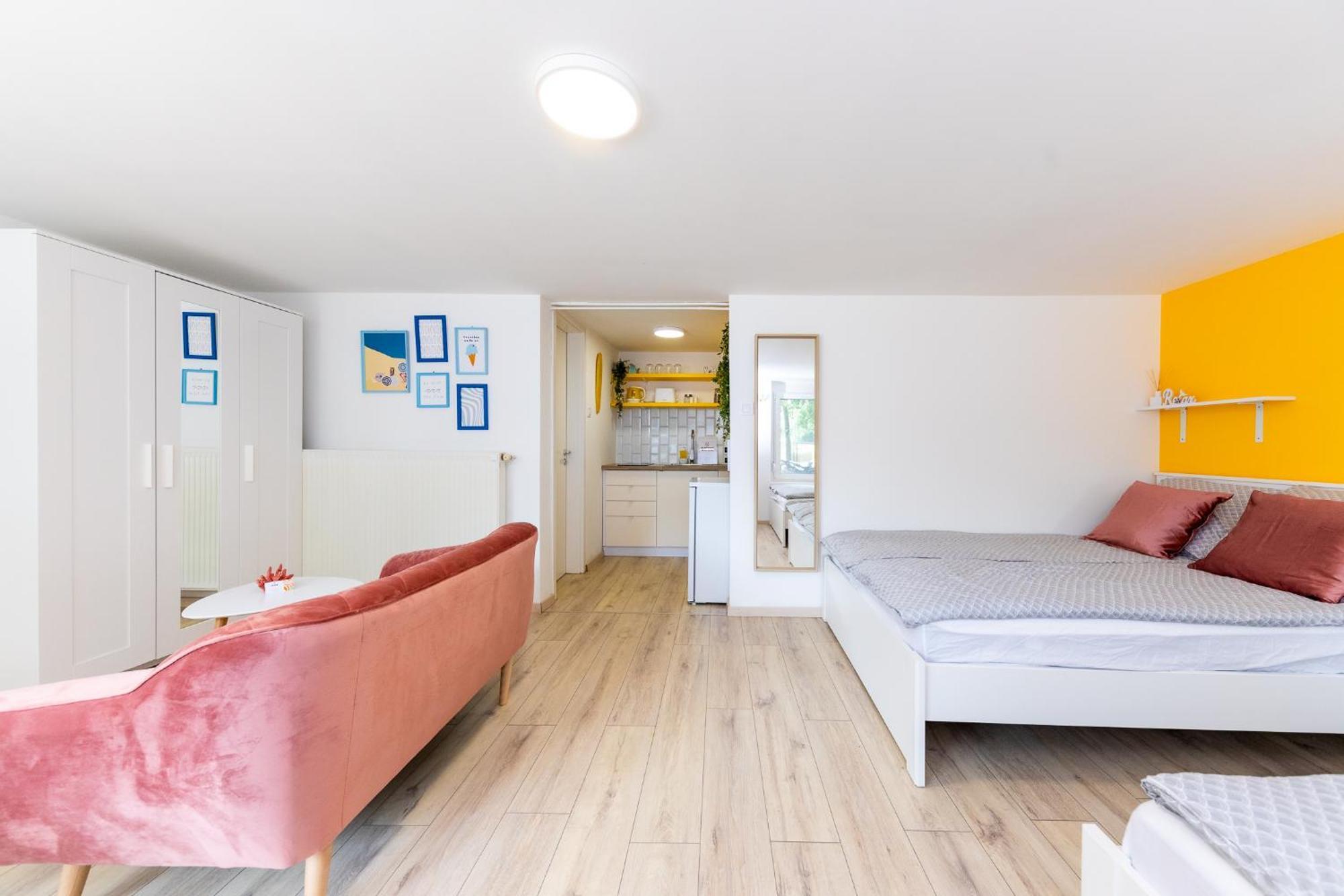 Balaton Wave Apartments Balatonalmádi Esterno foto