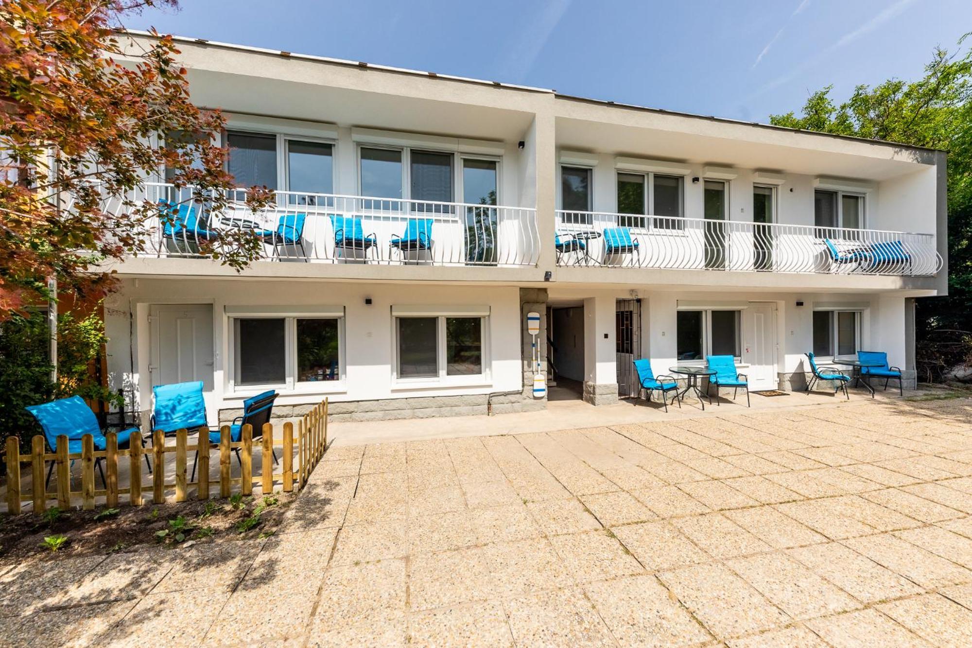 Balaton Wave Apartments Balatonalmádi Esterno foto