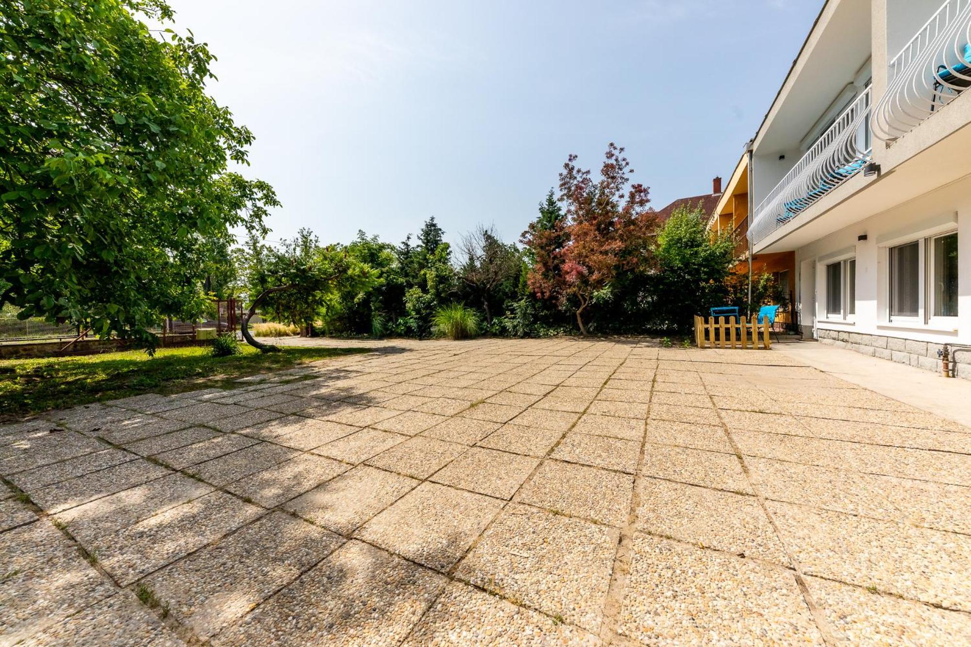 Balaton Wave Apartments Balatonalmádi Esterno foto