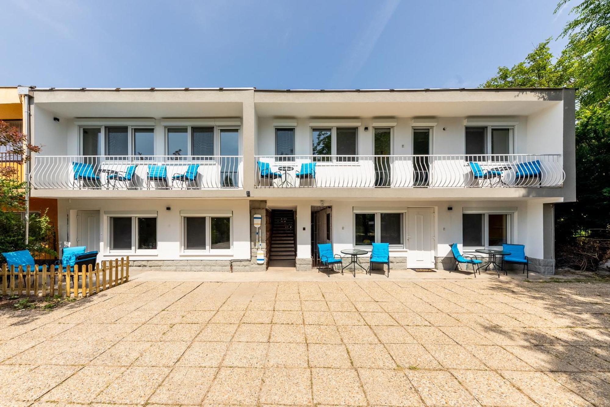 Balaton Wave Apartments Balatonalmádi Esterno foto